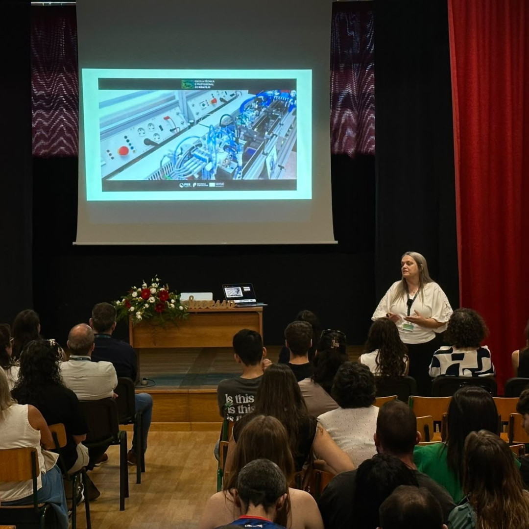 Reunião de boas-vindas aos nossos alunos dos cursos CEF e aos respetivos Encarregados de Educação